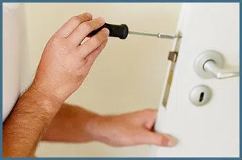 Safe Key Shop Valley Stream, NY 516-962-5750 - 5-locks-repair